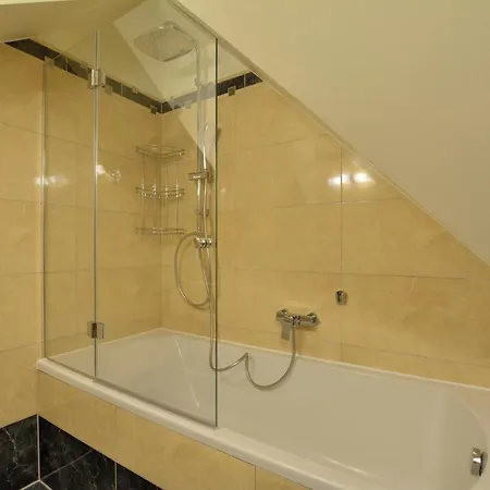 Jesienny - 卡尔帕奇